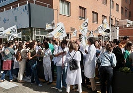 Protestas ante el Hospital Clínico de Valladolid