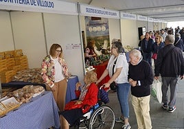 Puestos de la feria gastronómica Naturpal.