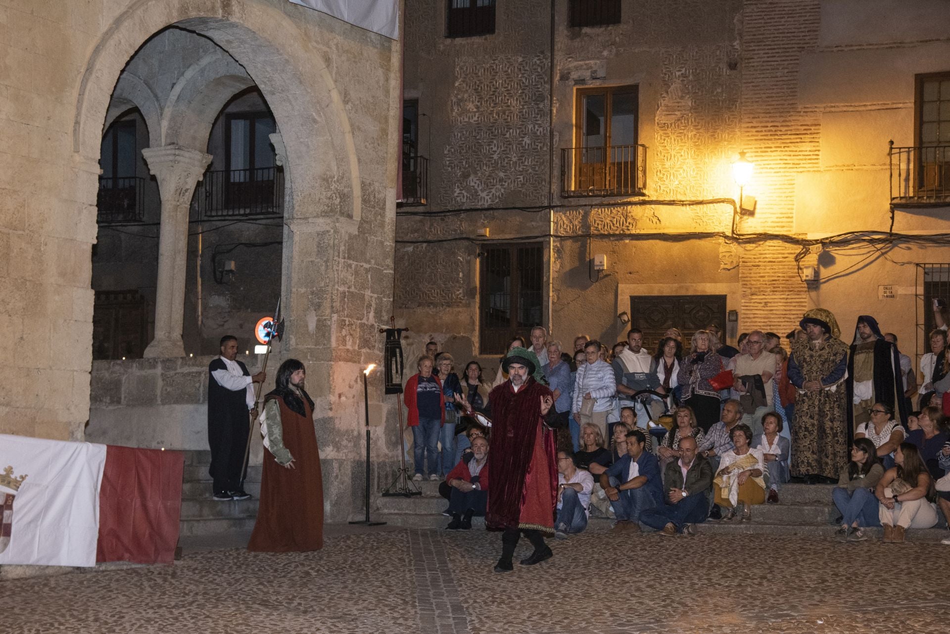 Las horas previas a la proclamación de Isabel, en imágenes