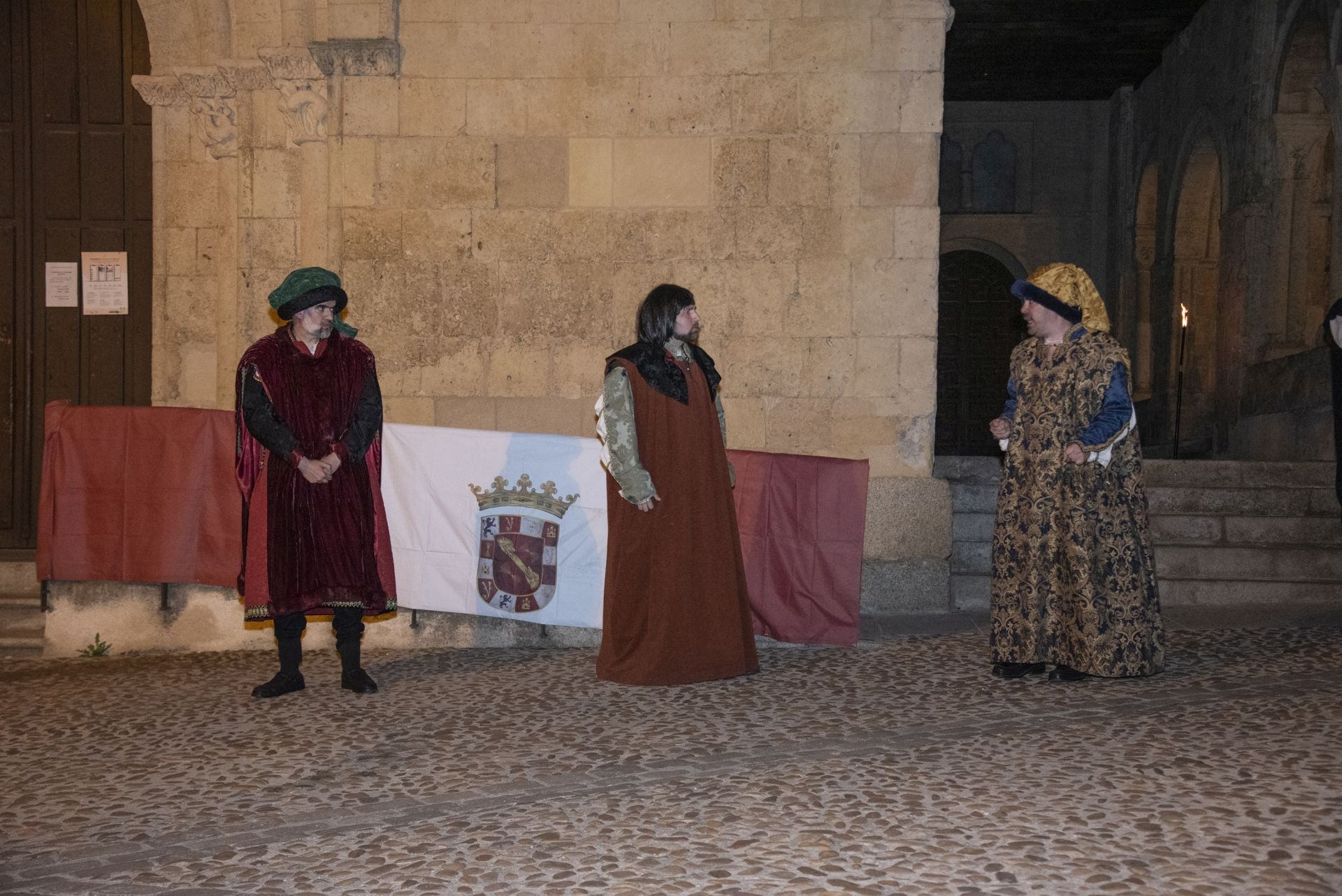 Las horas previas a la proclamación de Isabel, en imágenes