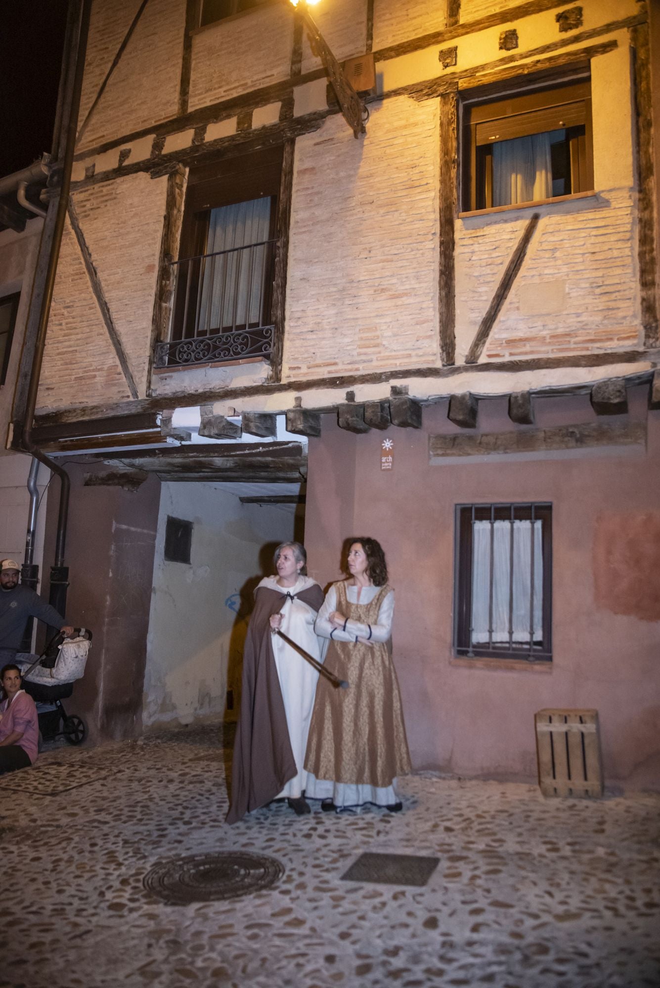 Las horas previas a la proclamación de Isabel, en imágenes