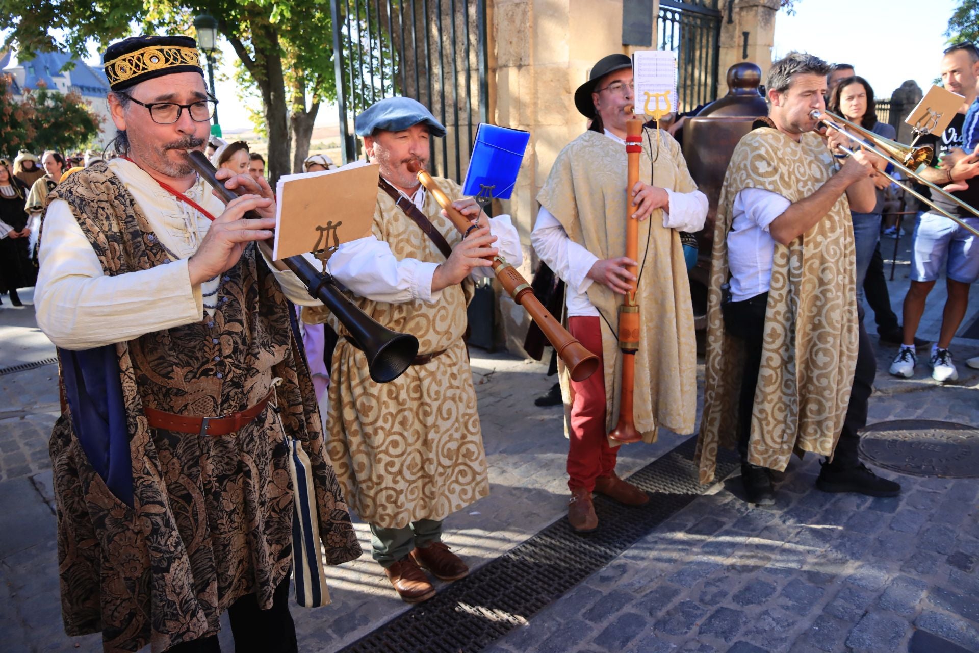El homenaje al legado de Isabel la Católica, en imágenes