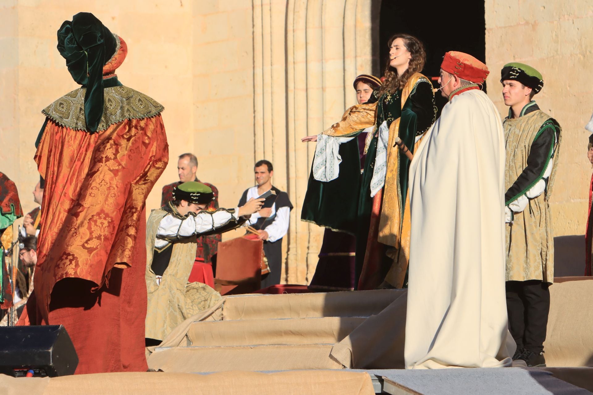 El homenaje al legado de Isabel la Católica, en imágenes