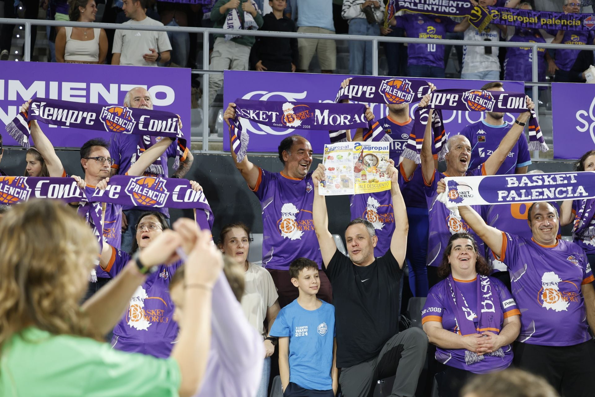 Búscate en las gradas del Súper Agropal Palencia-Cartagena