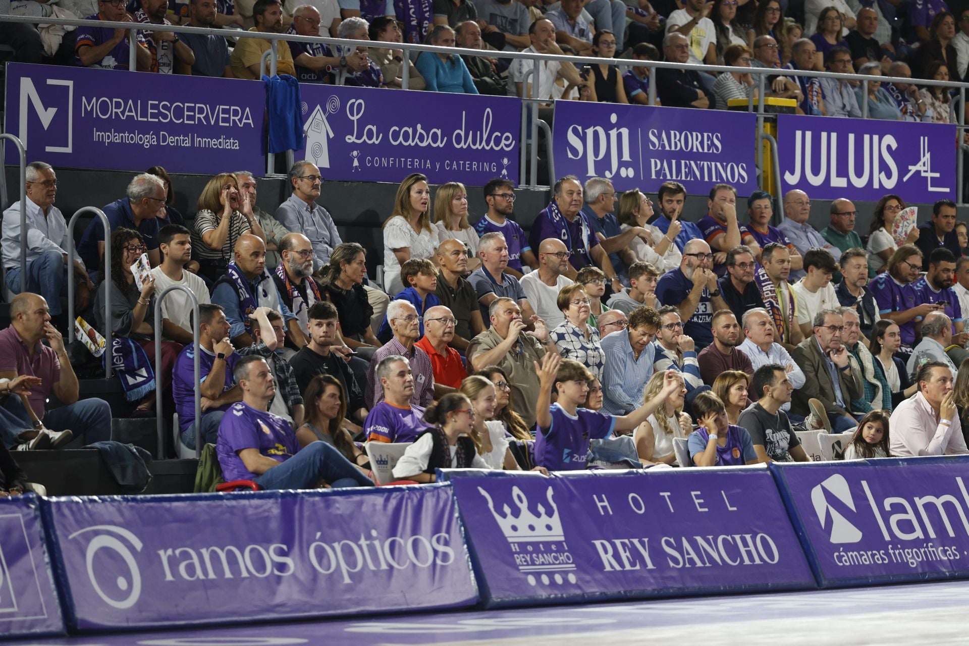 Búscate en las gradas del Súper Agropal Palencia-Cartagena