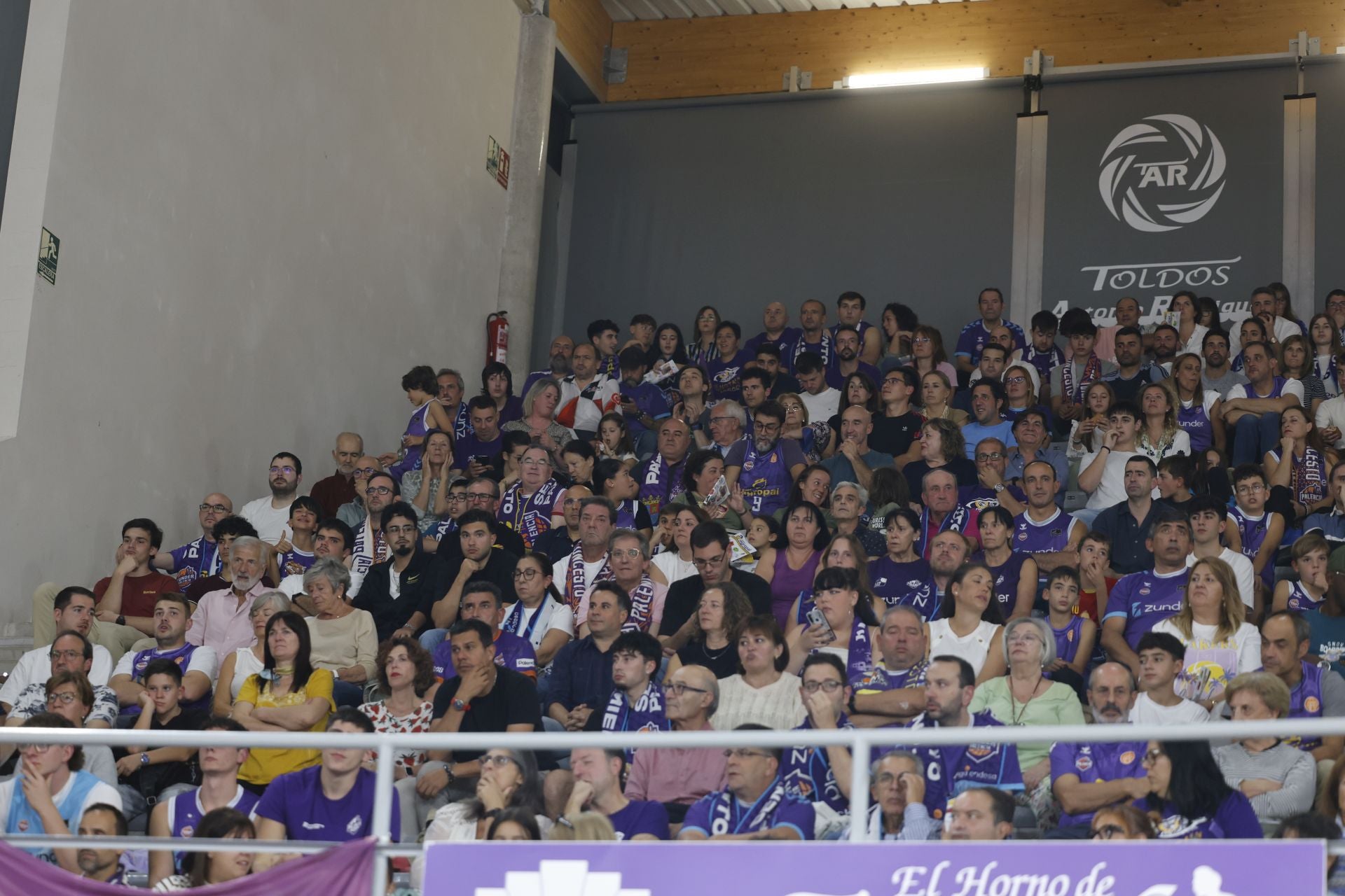 Búscate en las gradas del Súper Agropal Palencia-Cartagena