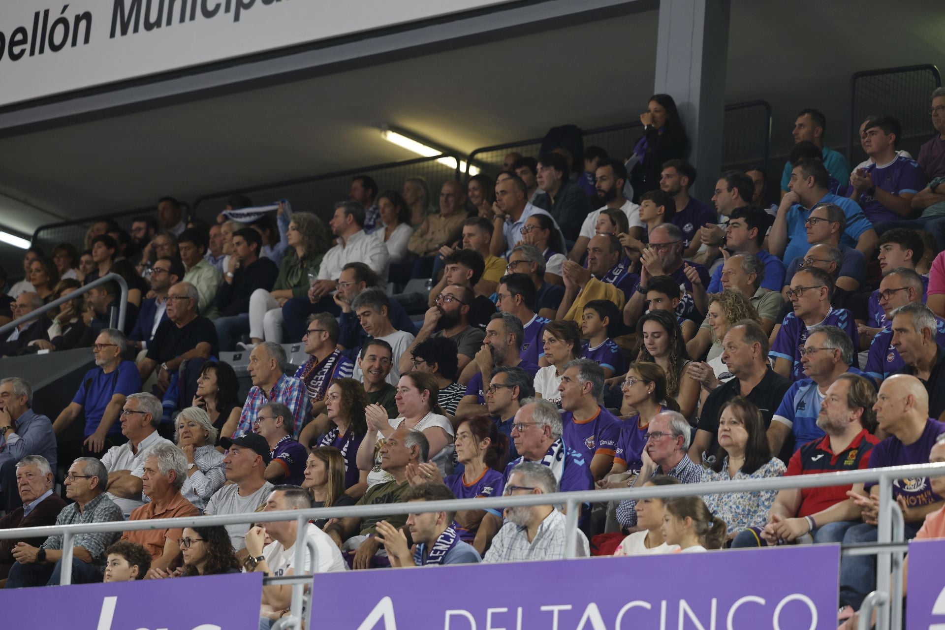 Búscate en las gradas del Súper Agropal Palencia-Cartagena