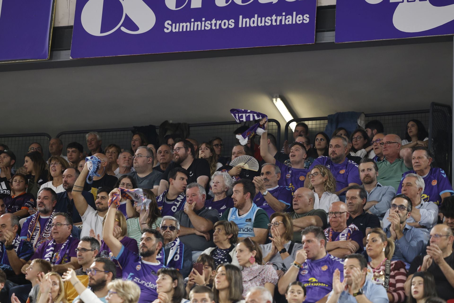 Búscate en las gradas del Súper Agropal Palencia-Cartagena