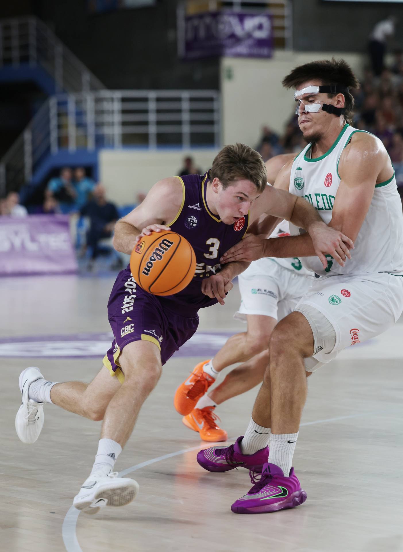 La primera victoria del UEMC Ciudad de Valladolid, en imágenes