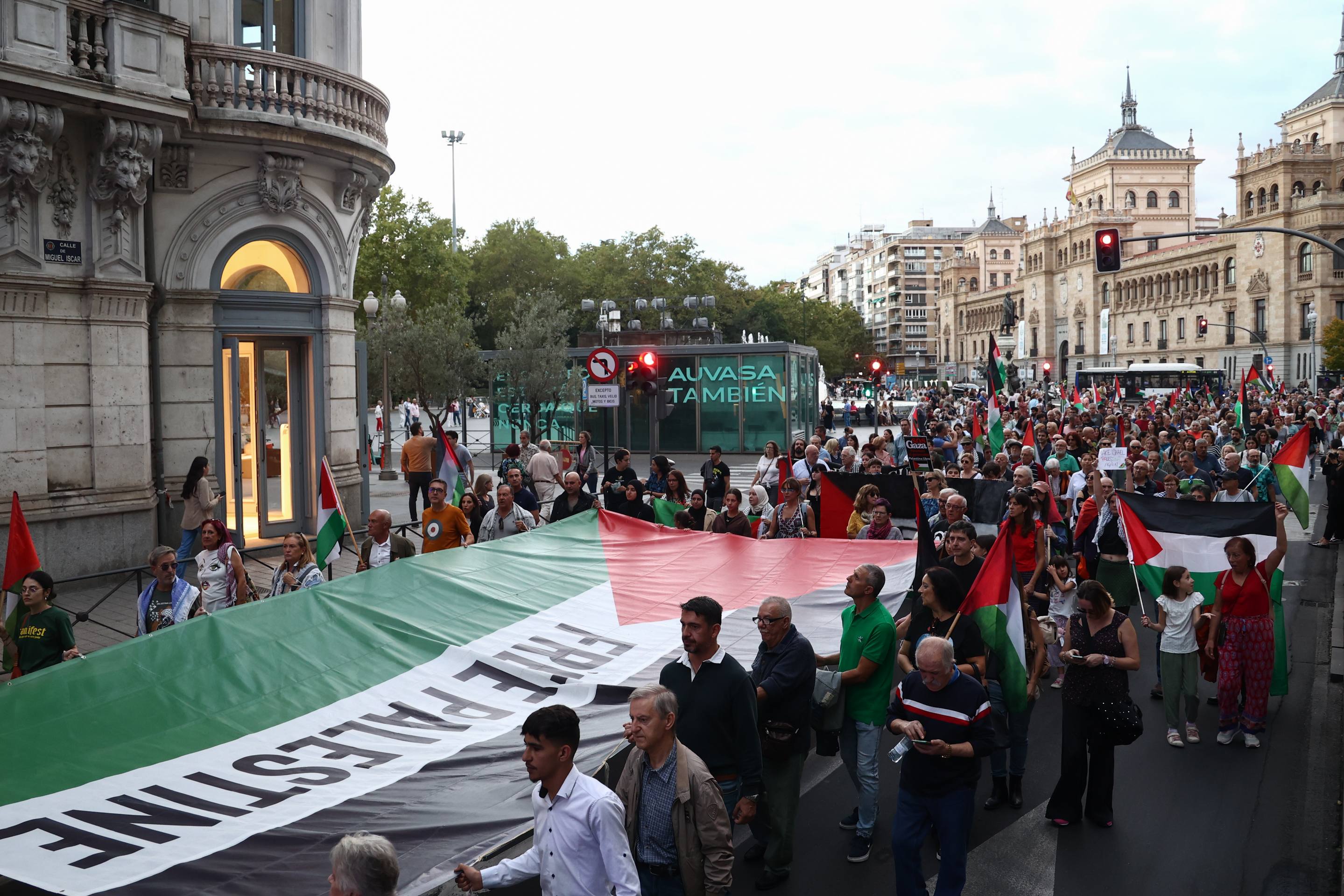 Las imágenes del manifestación propalestina en Valladolid