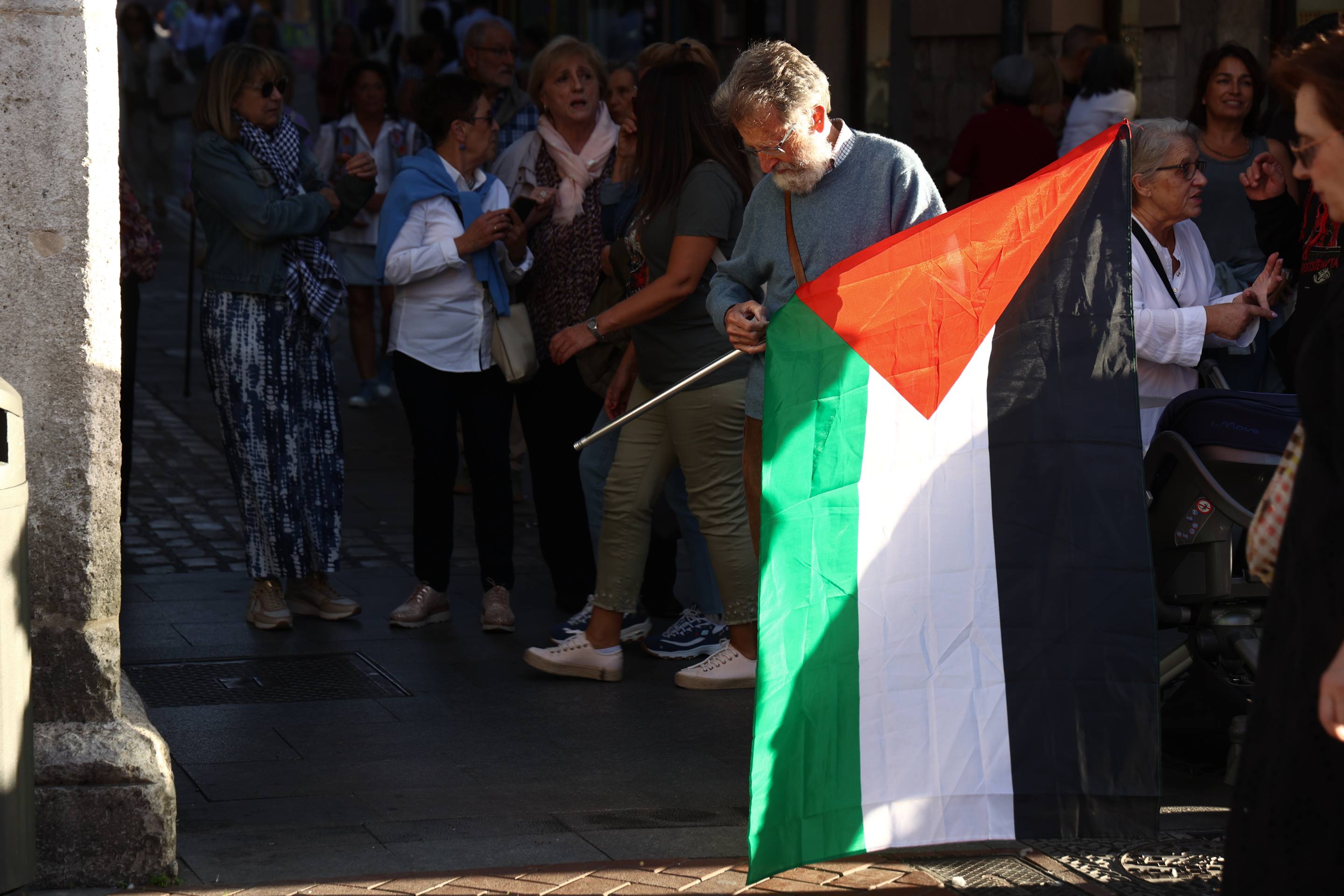 Las imágenes del manifestación propalestina en Valladolid
