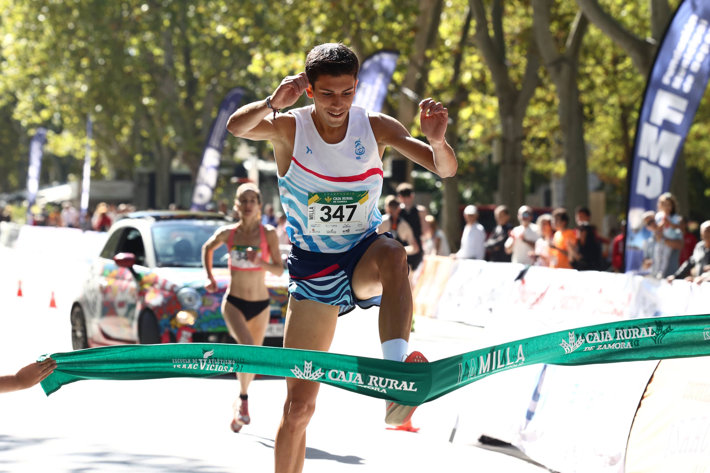 Carlos Sáez y Maria Viciosa, vencedores de la XIX Milla Urbana de Valladolid