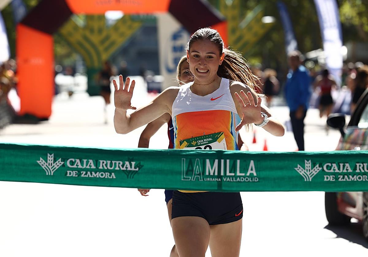 Carlos Sáez y Maria Viciosa, vencedores de la XIX Milla Urbana de Valladolid