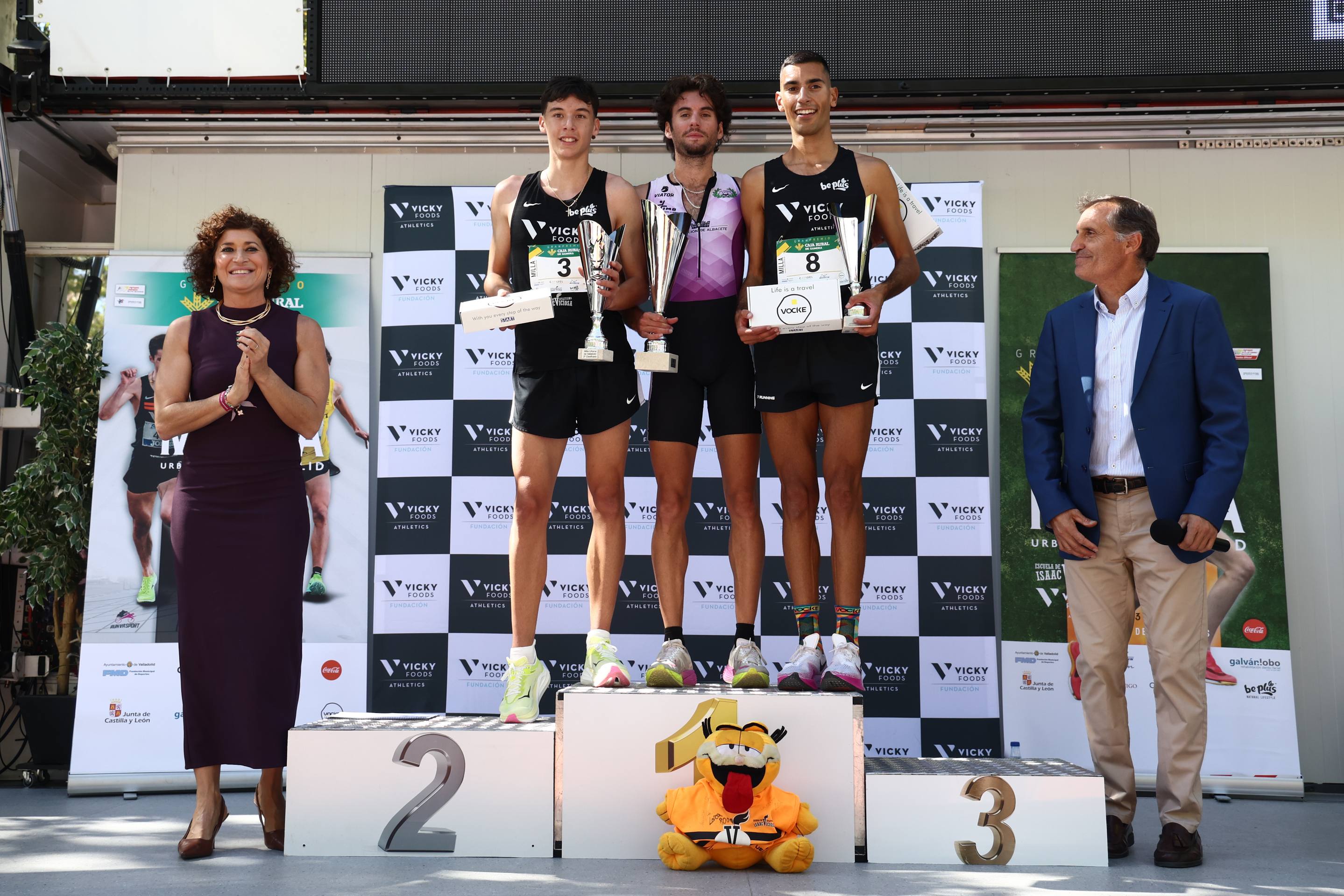 Carlos Sáez y Maria Viciosa, vencedores de la XIX Milla Urbana de Valladolid