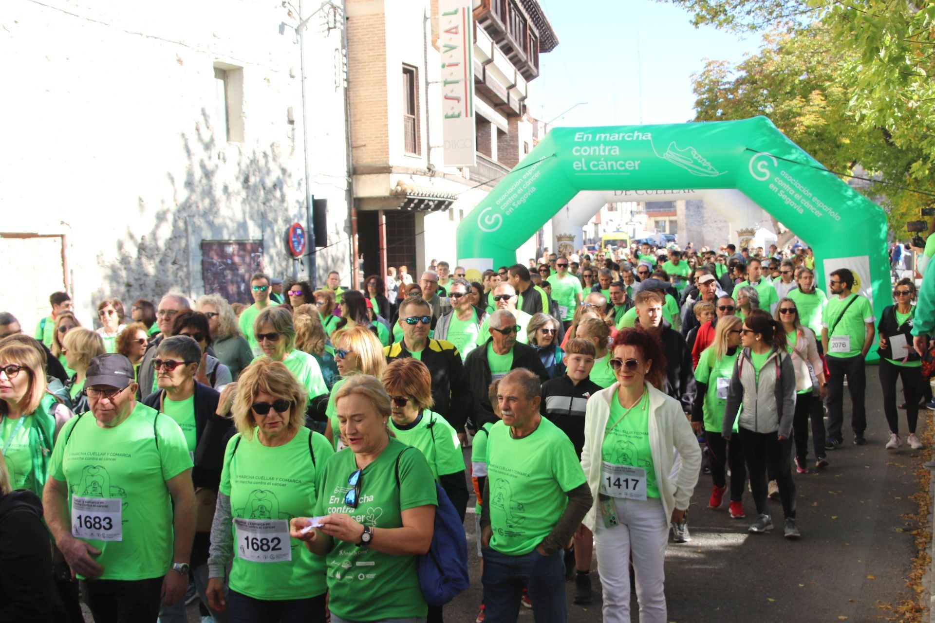 Fotografías de la marcha contra el cáncer en Cuéllar