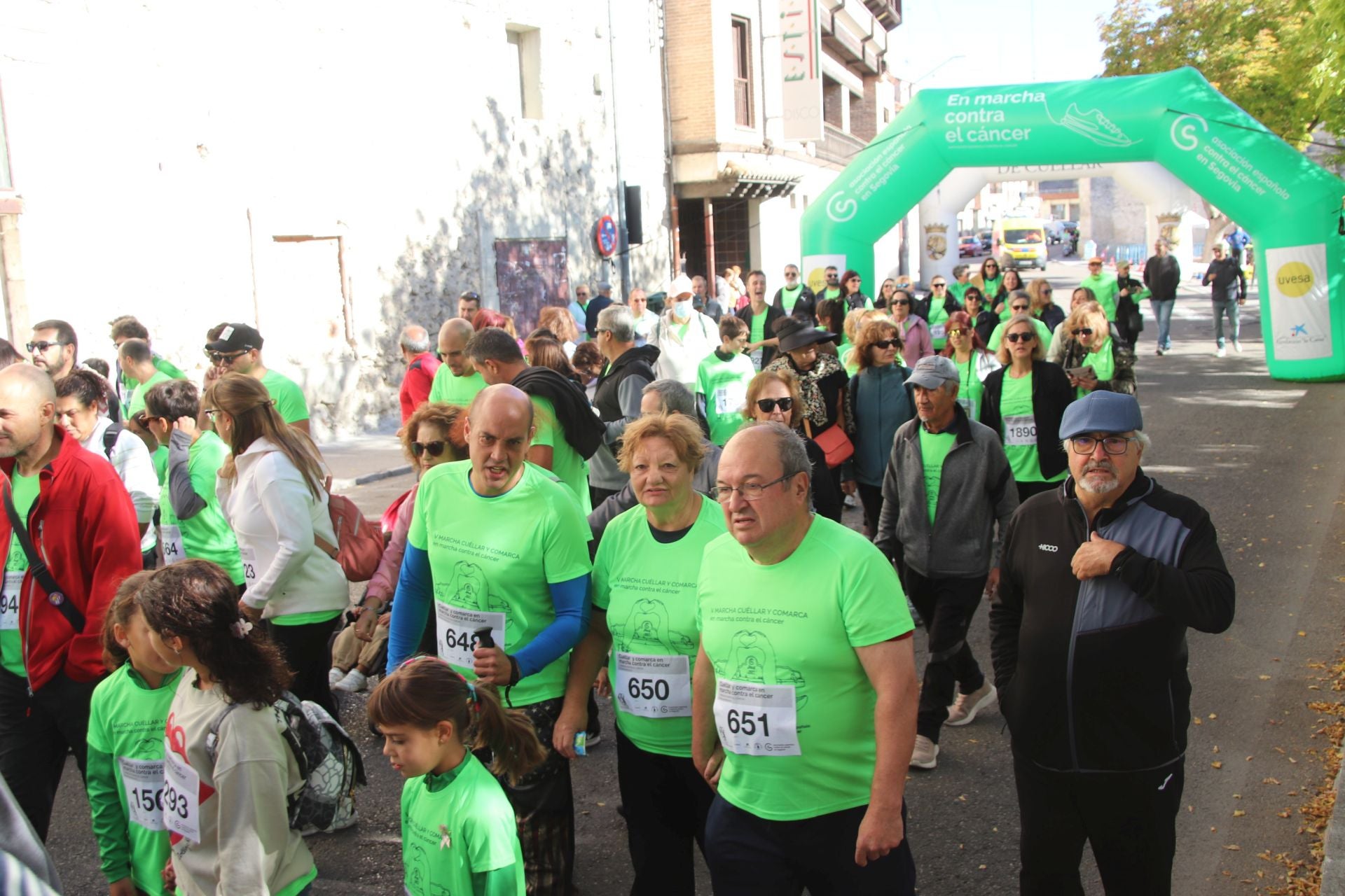Fotografías de la marcha contra el cáncer en Cuéllar