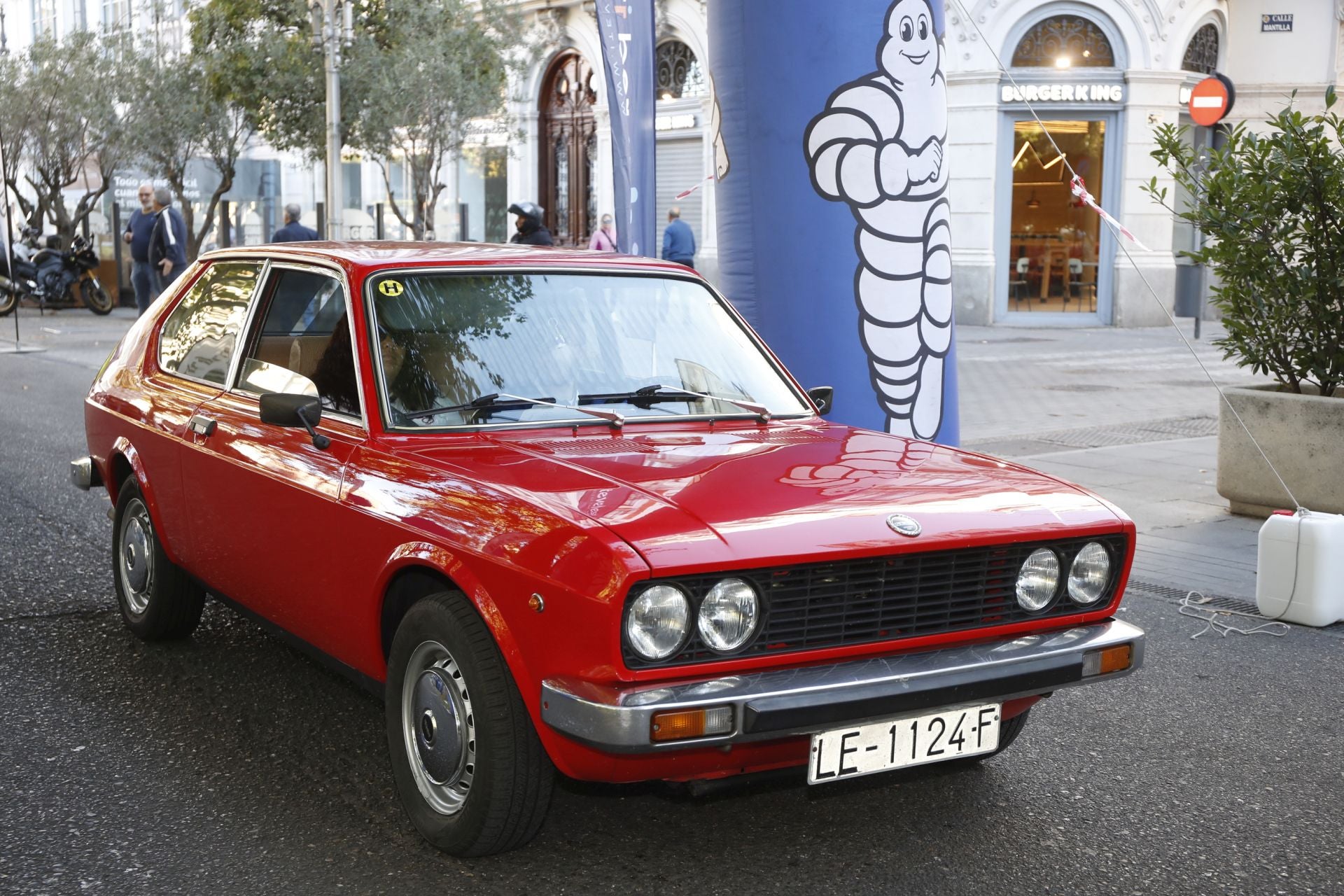 Búscate entre los participantes de Valladolid Motor Vintage (10/12)