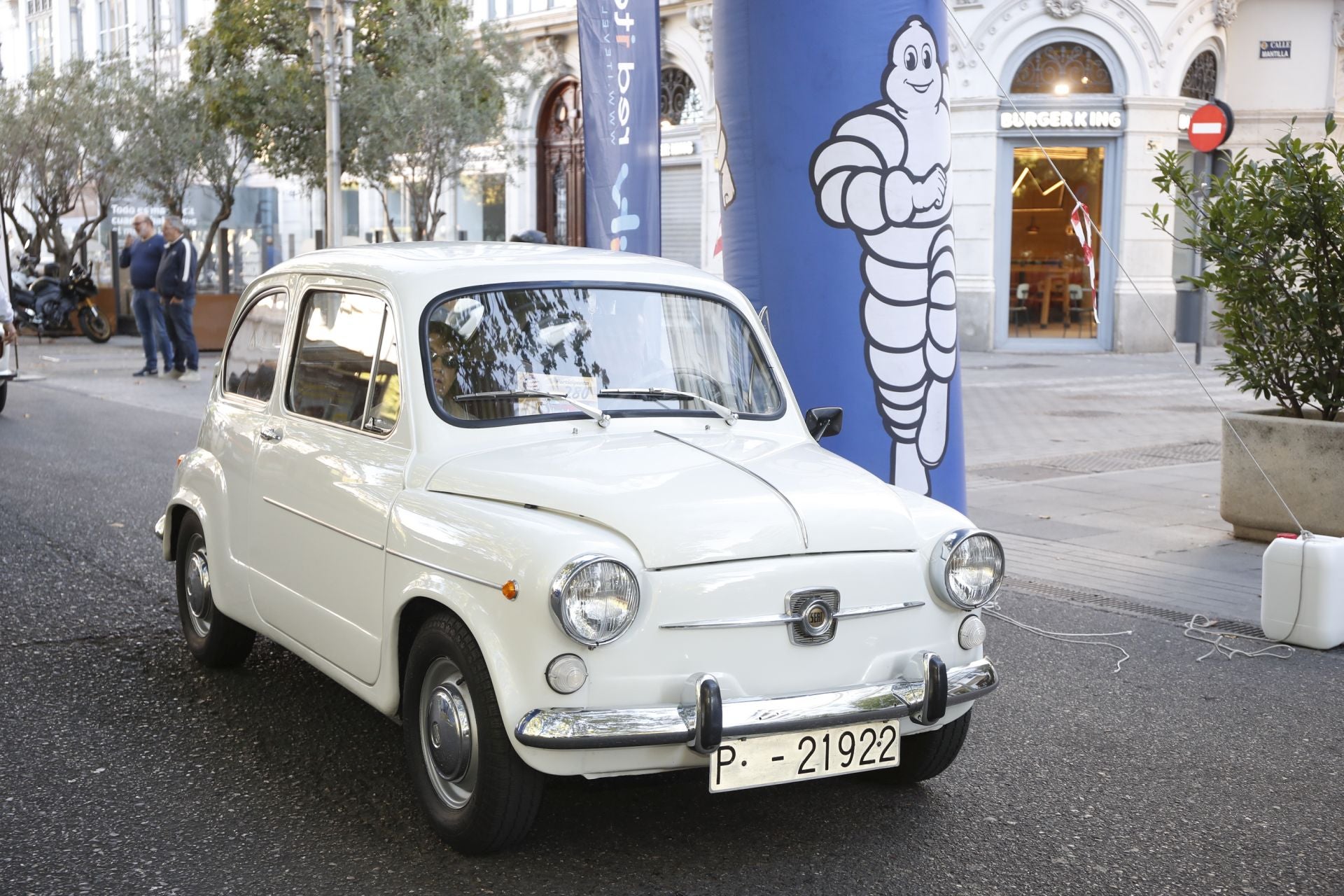 Búscate entre los participantes de Valladolid Motor Vintage (10/12)