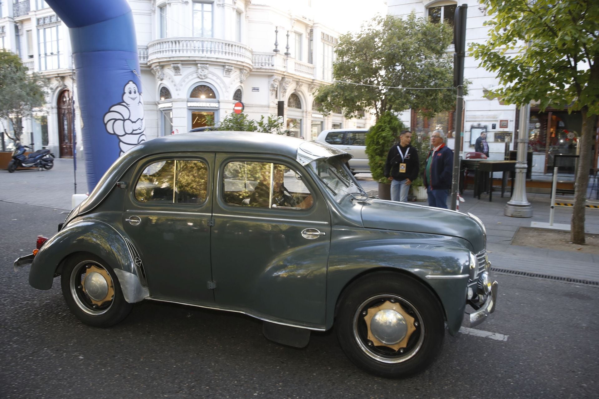 Búscate entre los participantes de Valladolid Motor Vintage (11/12)
