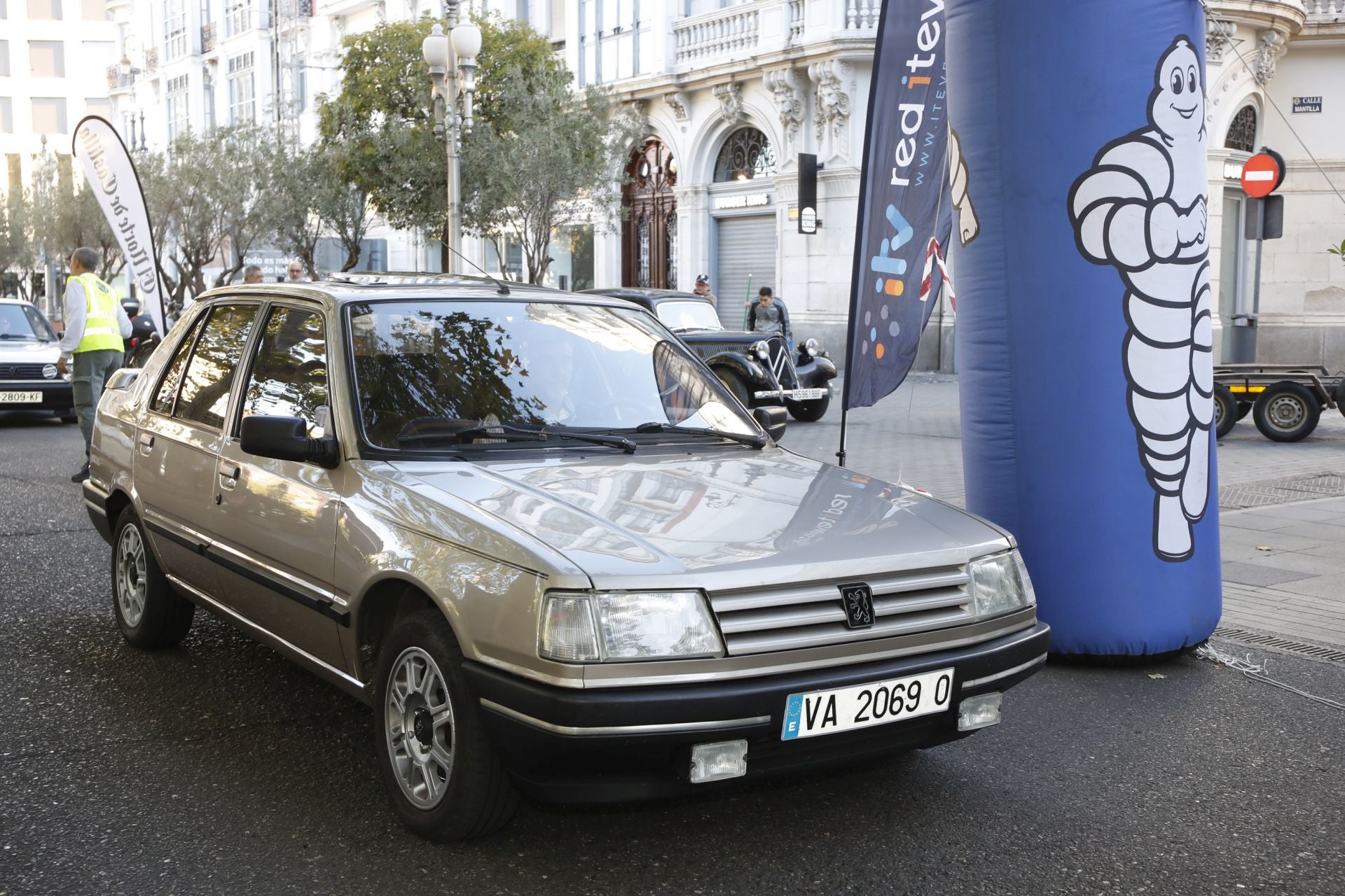 Búscate entre los participantes de Valladolid Motor Vintage (11/12)