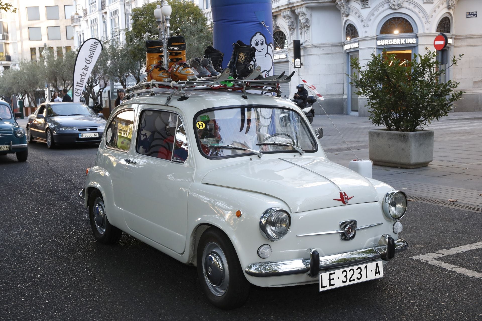 Búscate entre los participantes de Valladolid Motor Vintage (2/12)