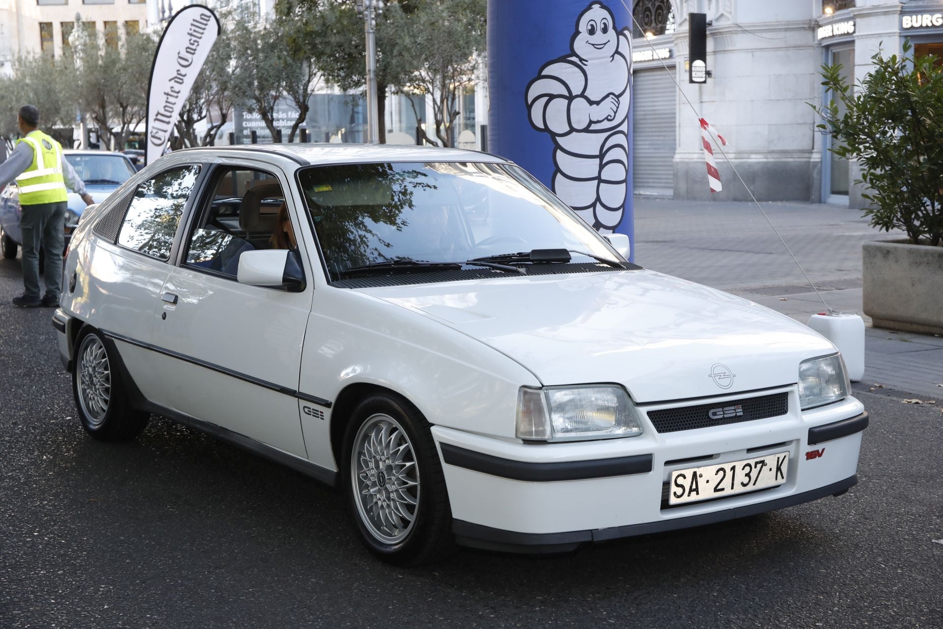 Búscate entre los participantes del Valladolid Motor Vintage (4/12)