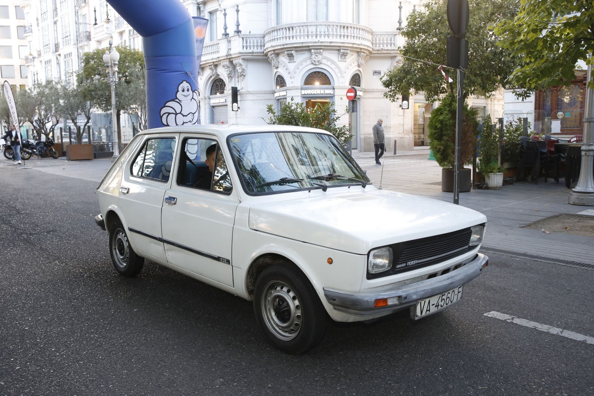 Búscate entre los participantes del Valladolid Motor Vintage (4/12)
