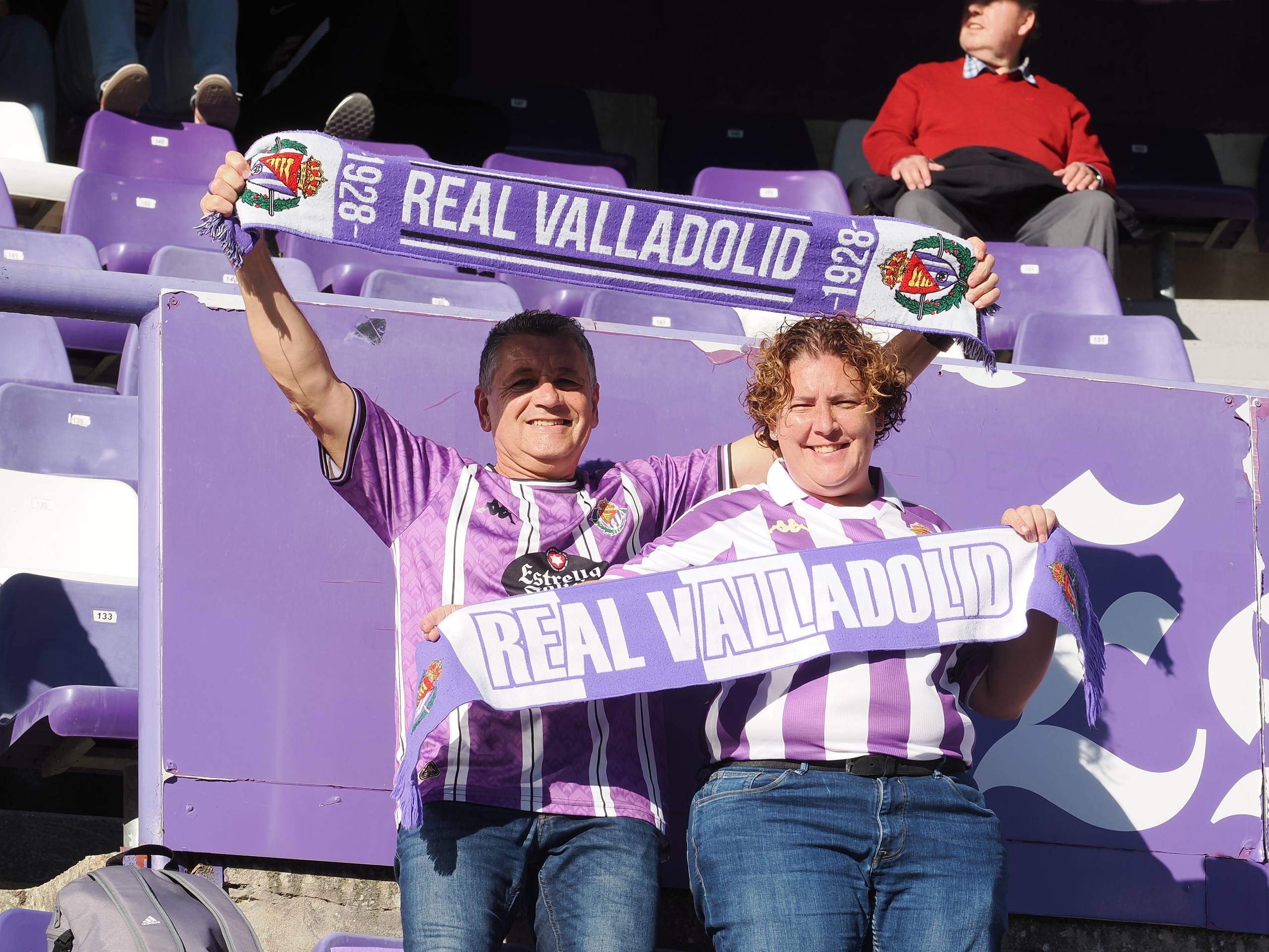 Búscate en la grada del José Zorrilla (1/4)