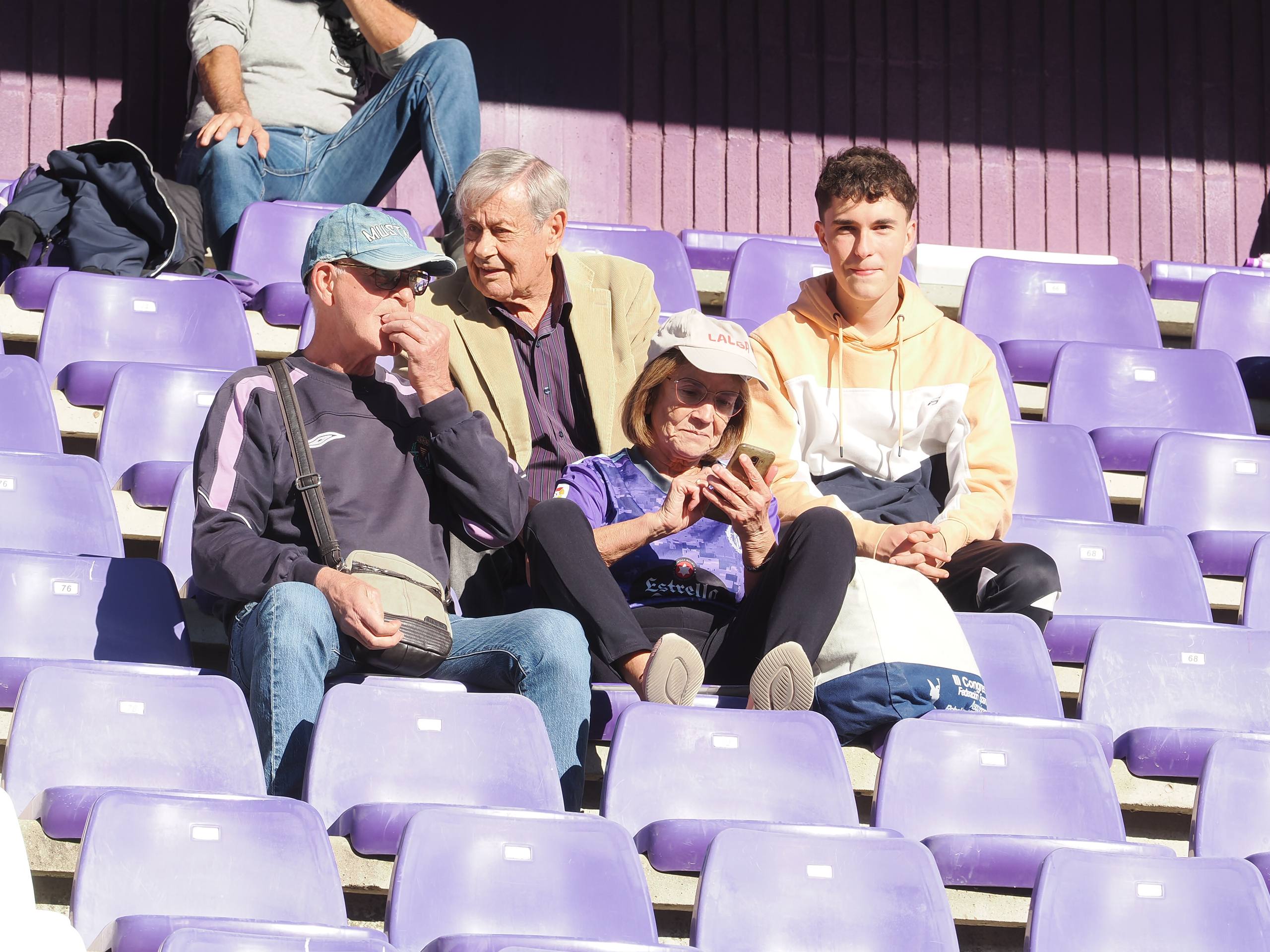 Búscate en la grada del José Zorrilla (2/4)