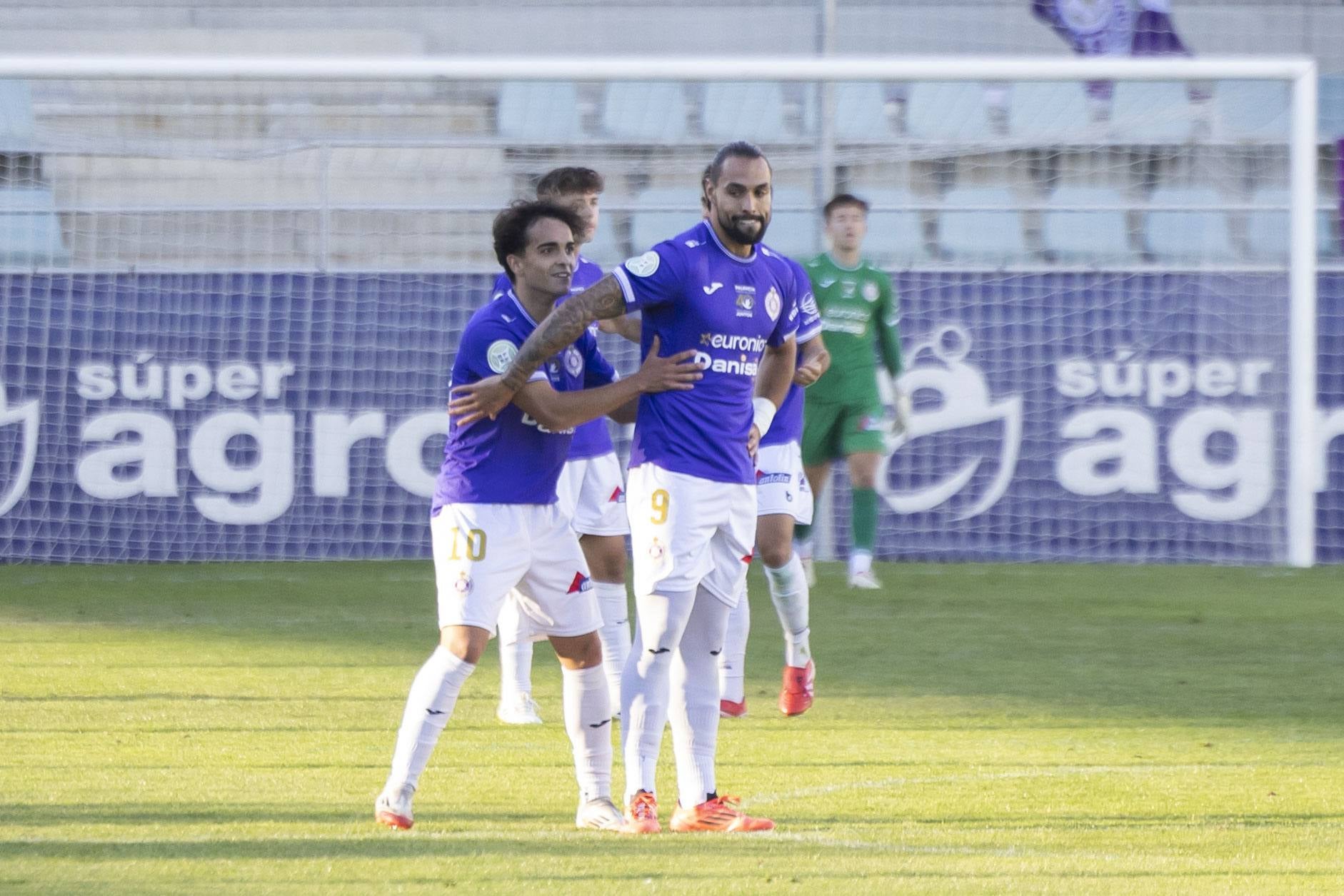 Las imágenes de la derrota del Palencia Cristo ante el Mansillés