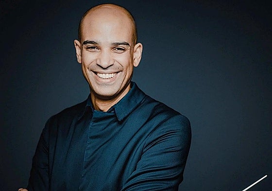 El director alemán Kevin John Edusei.