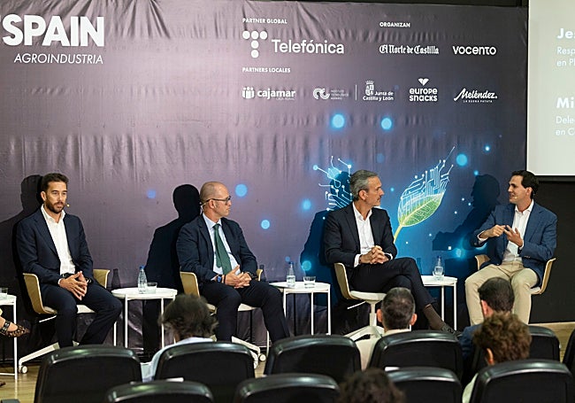 esús Regodón, Miguel Calvo, Santiago Mora y Héctor Medina.