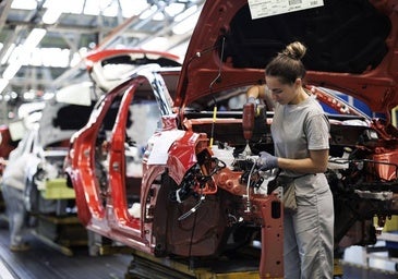 Renault planea despedir a 3.000 trabajadores en varias áreas para reducir costes fijos