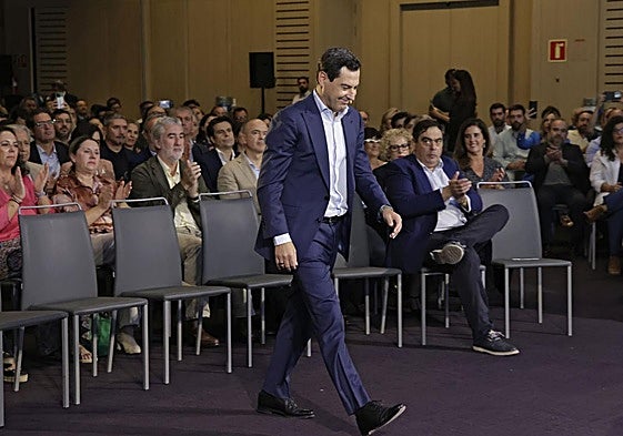 El presidente de la Junta de Andalucía, Juanma Moreno Bonilla, participa en el Foro Oportunidades de Futuro.