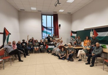 Medio centenar de estudiantes de la UVA se encierran por Palestina en la Facultad de Derecho