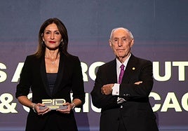 Teresa Pernía, directora de la Agencia Strategia & Comunicación, y José Ramón Perán, director general de Cartif.