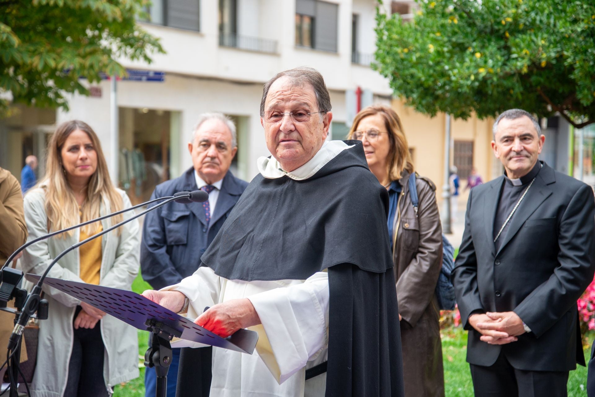 Así ha sido el homenaje al padre Gago en Palencia