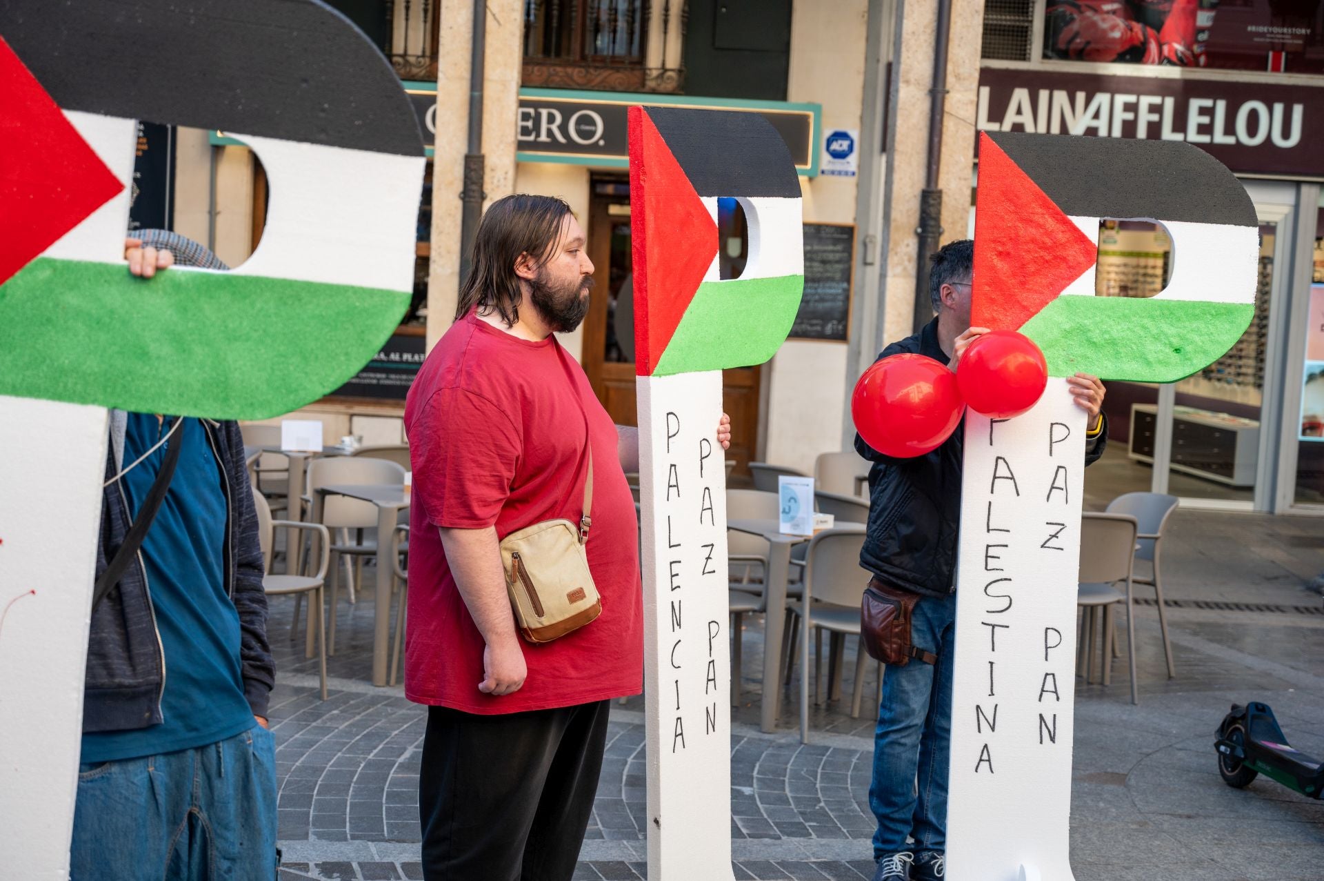 Las P de Palestina y de paz se unen en Palencia