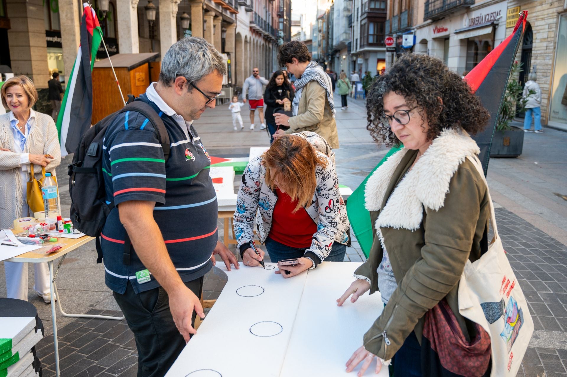 Las P de Palestina y de paz se unen en Palencia