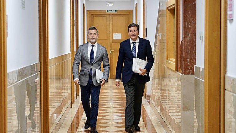 La Junta aprobará este martes el proyecto de los presupuestos para 2026 e intentará «persuadir» a la oposición