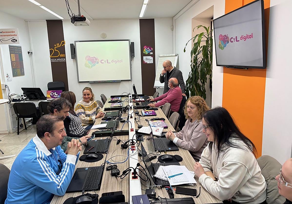 Un taller de Cyl Digital celebrado en Medina del Campo.