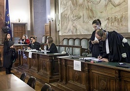 Vista del juicio este jueves por el apuñalamiento mortal de la enfermera vallisoletana.