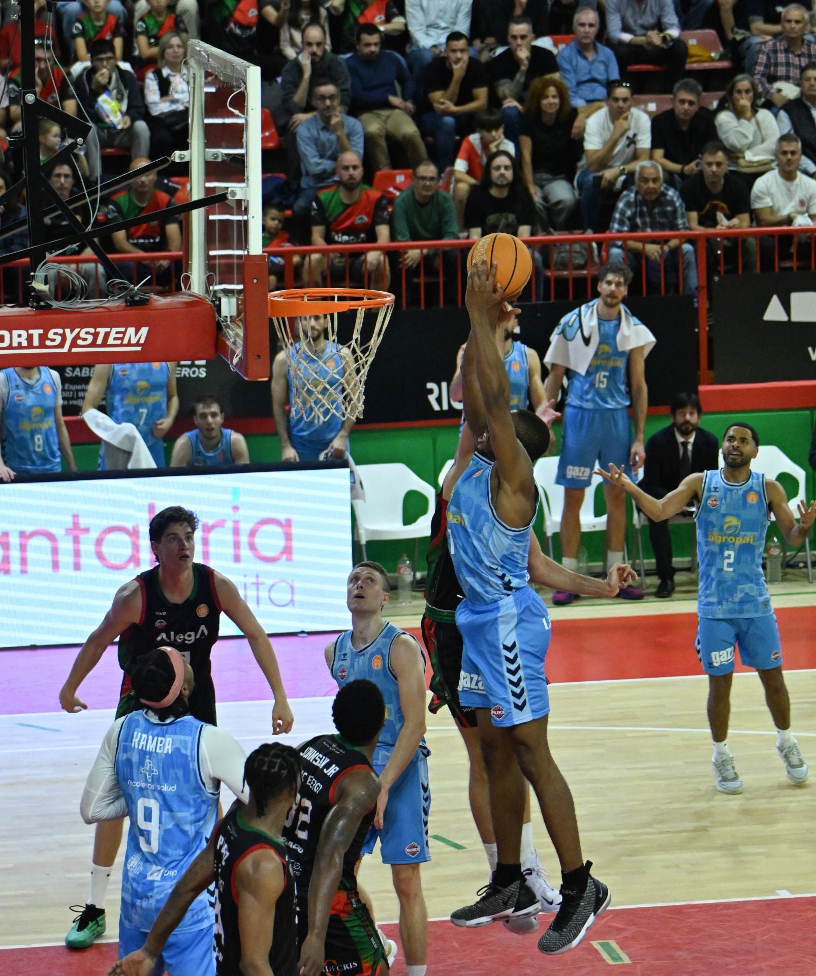 Así ha jugado el Súper Agropal Palencia en Torrelavega