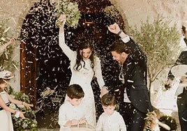 Beatriz y David, durante su boda en 2021, que tuvo que ser pospuesta un año por la pandemia.