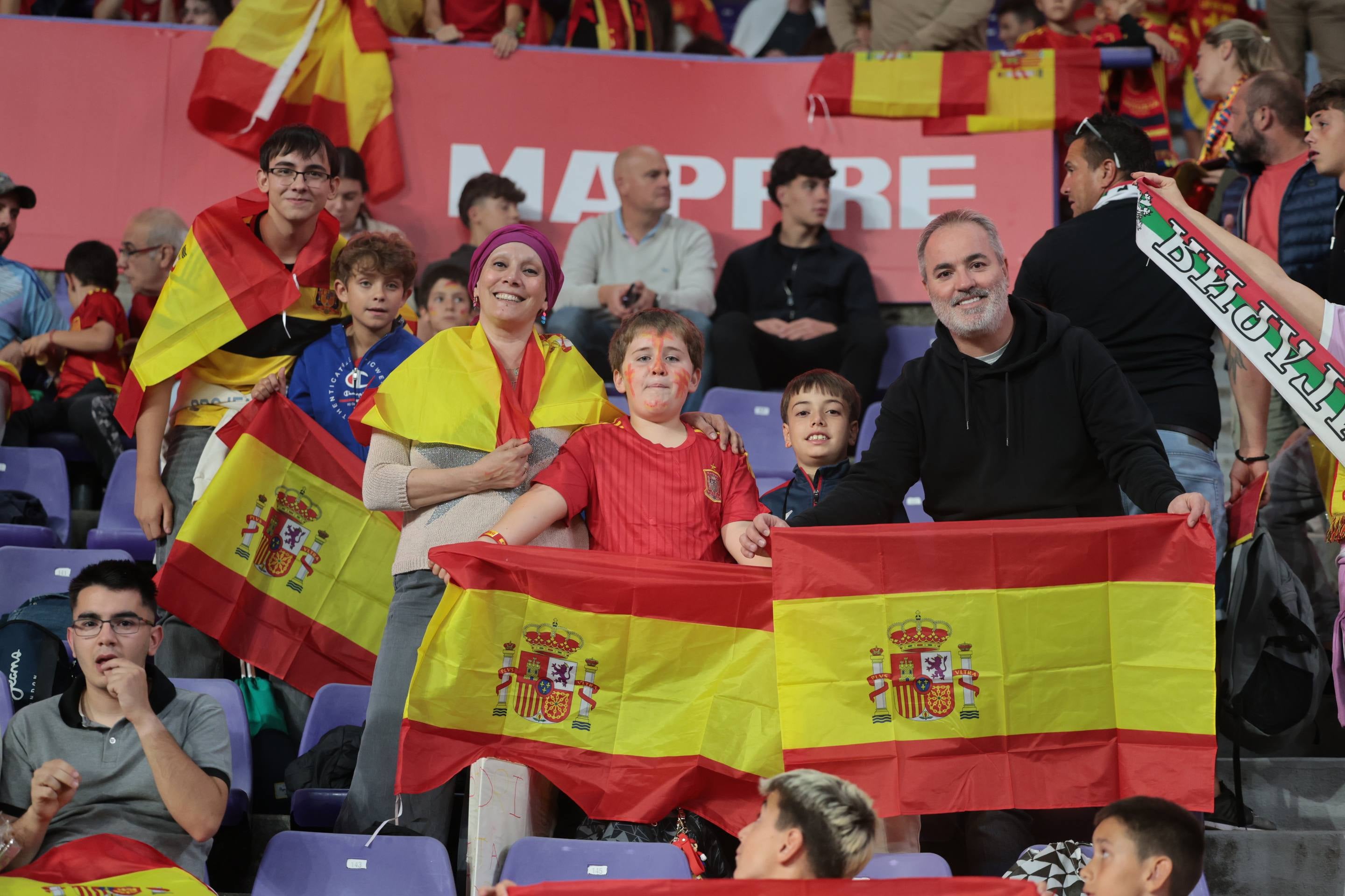 Búscate en la grada del José Zorrilla (2/4)