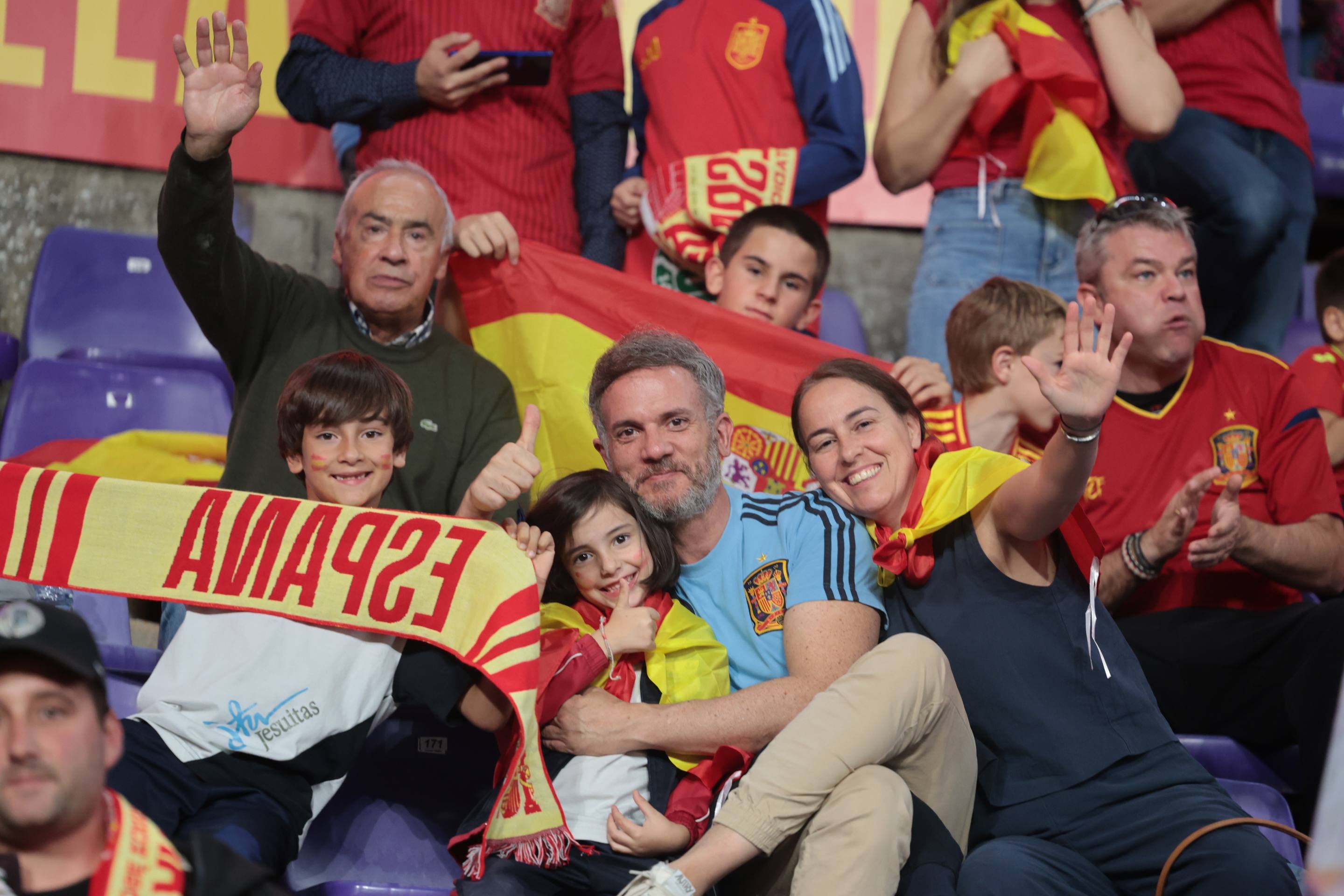 Búscate en la grada del José Zorrilla (2/4)