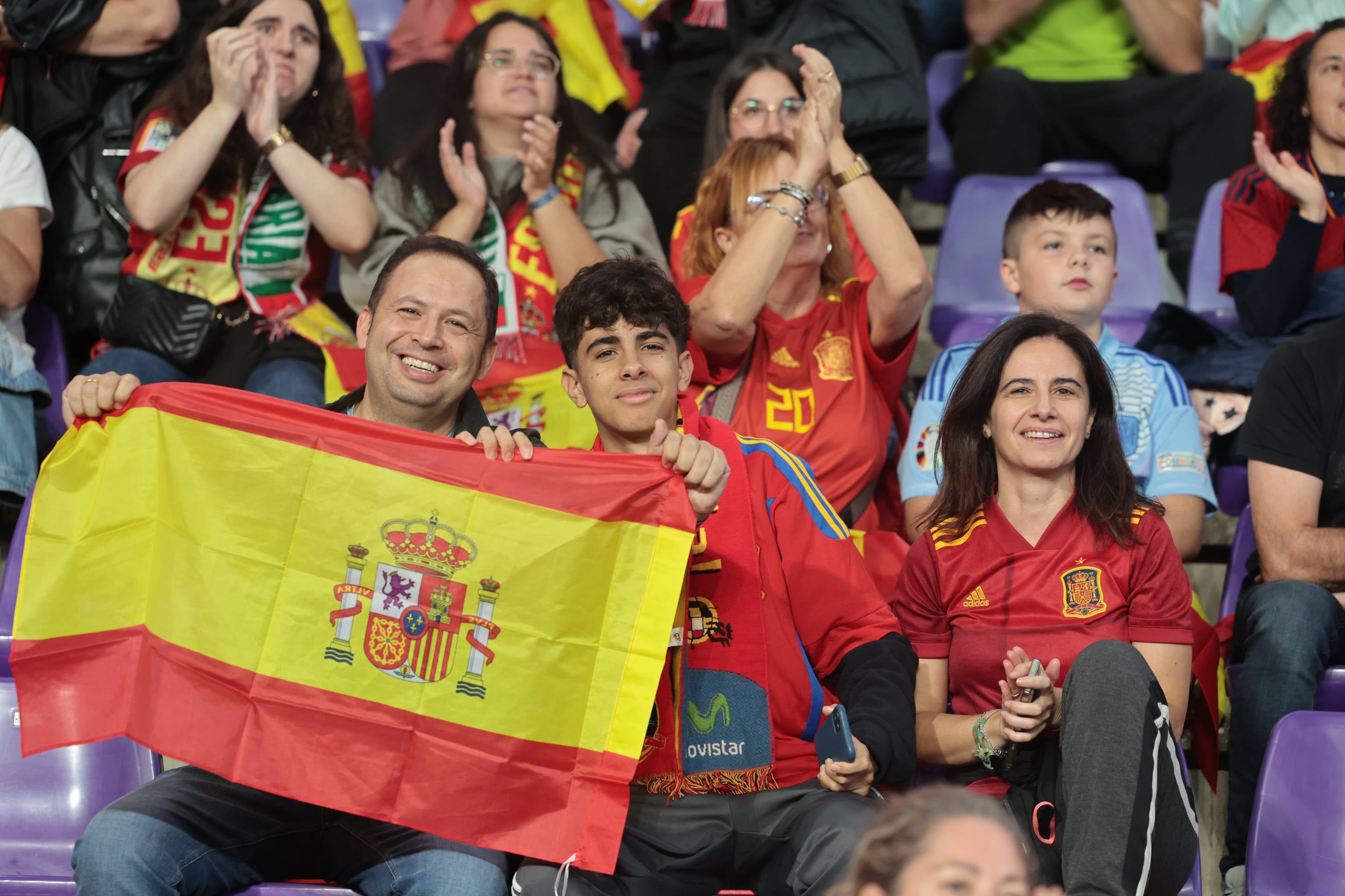 Búscate en la grada del José Zorrilla (3/4)