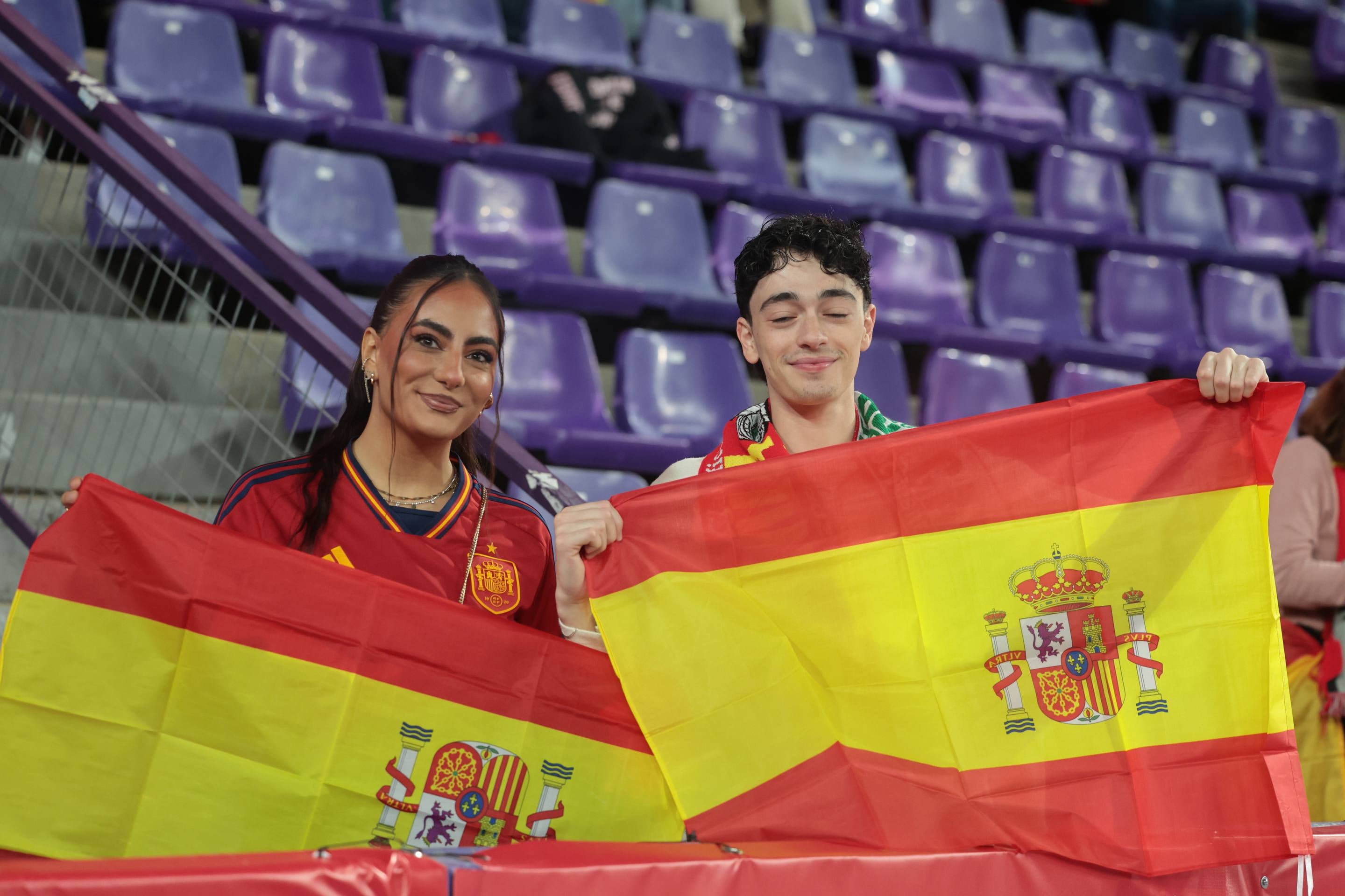 Búscate en la grada del José Zorrilla (4/4)