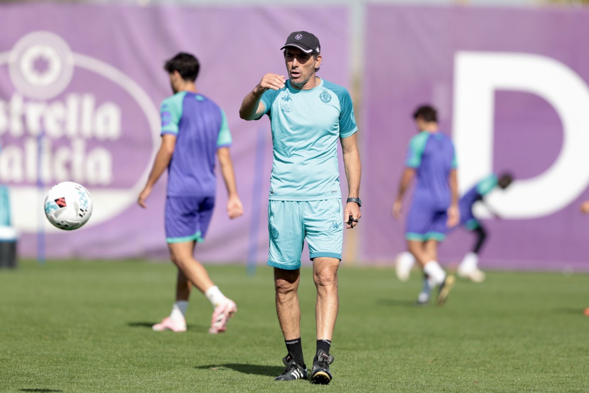 Las imágenes del entrenamiento del Real Valladolid tras la victoria en Burgos