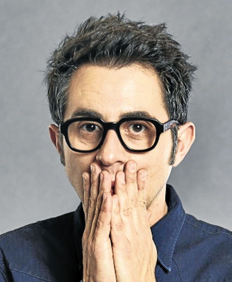 Berto Romero, con sus gafas sin cristales, en una imagen promocional.